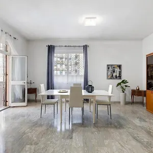 Appartamento Casa Rosa, Loano